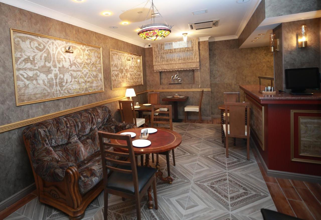 West Inn Hotel & Restaurant Nz Baku Exterior photo
