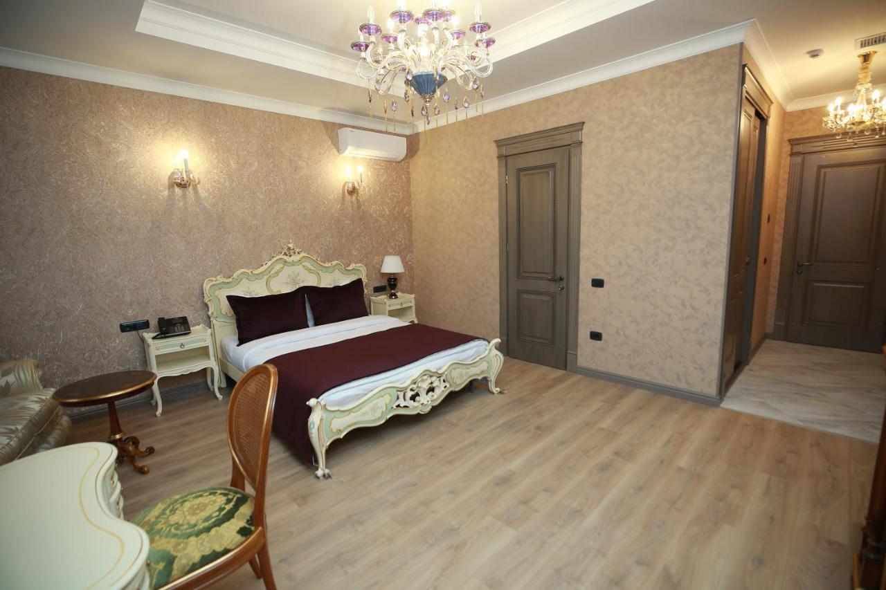 West Inn Hotel & Restaurant Nz Baku Exterior photo