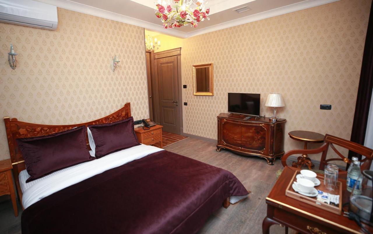 West Inn Hotel & Restaurant Nz Baku Exterior photo