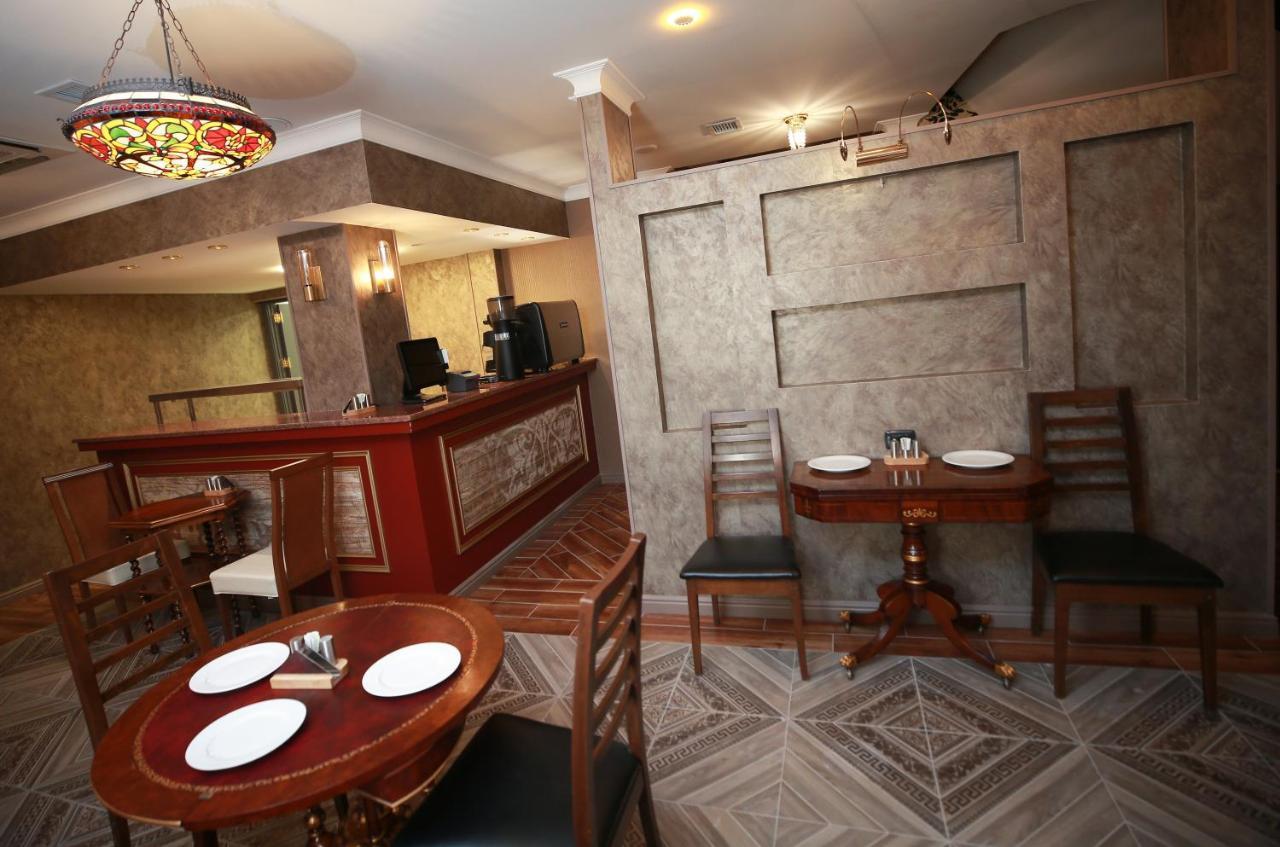 West Inn Hotel & Restaurant Nz Baku Exterior photo