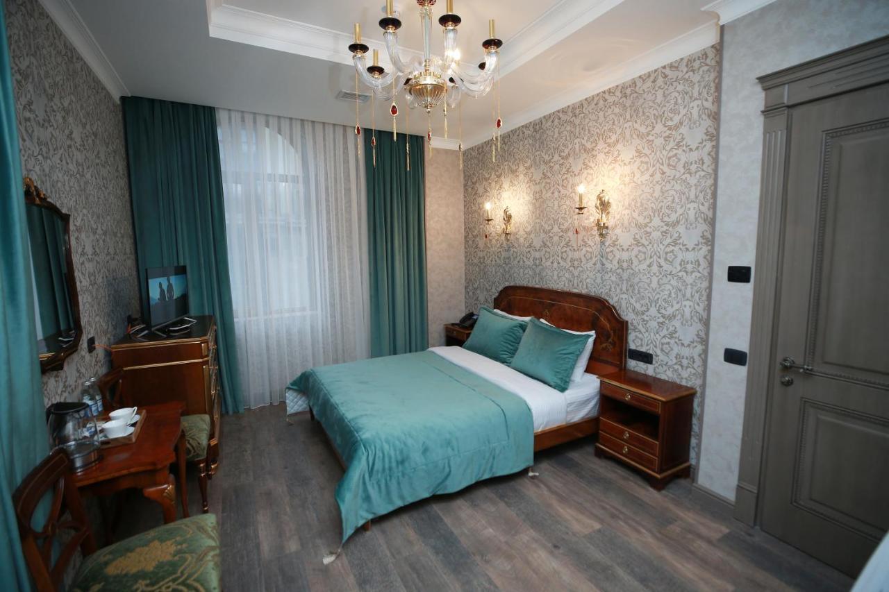 West Inn Hotel & Restaurant Nz Baku Exterior photo