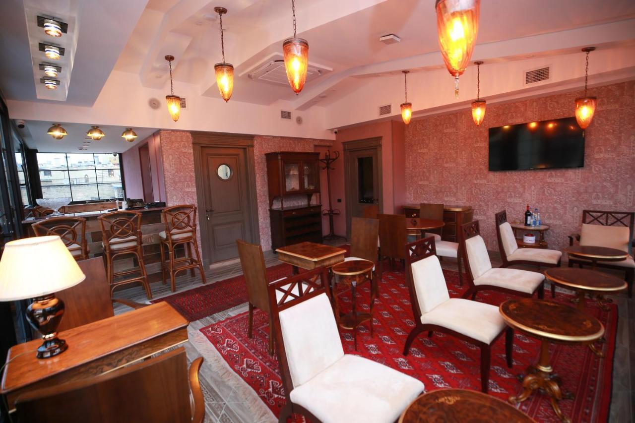 West Inn Hotel & Restaurant Nz Baku Exterior photo