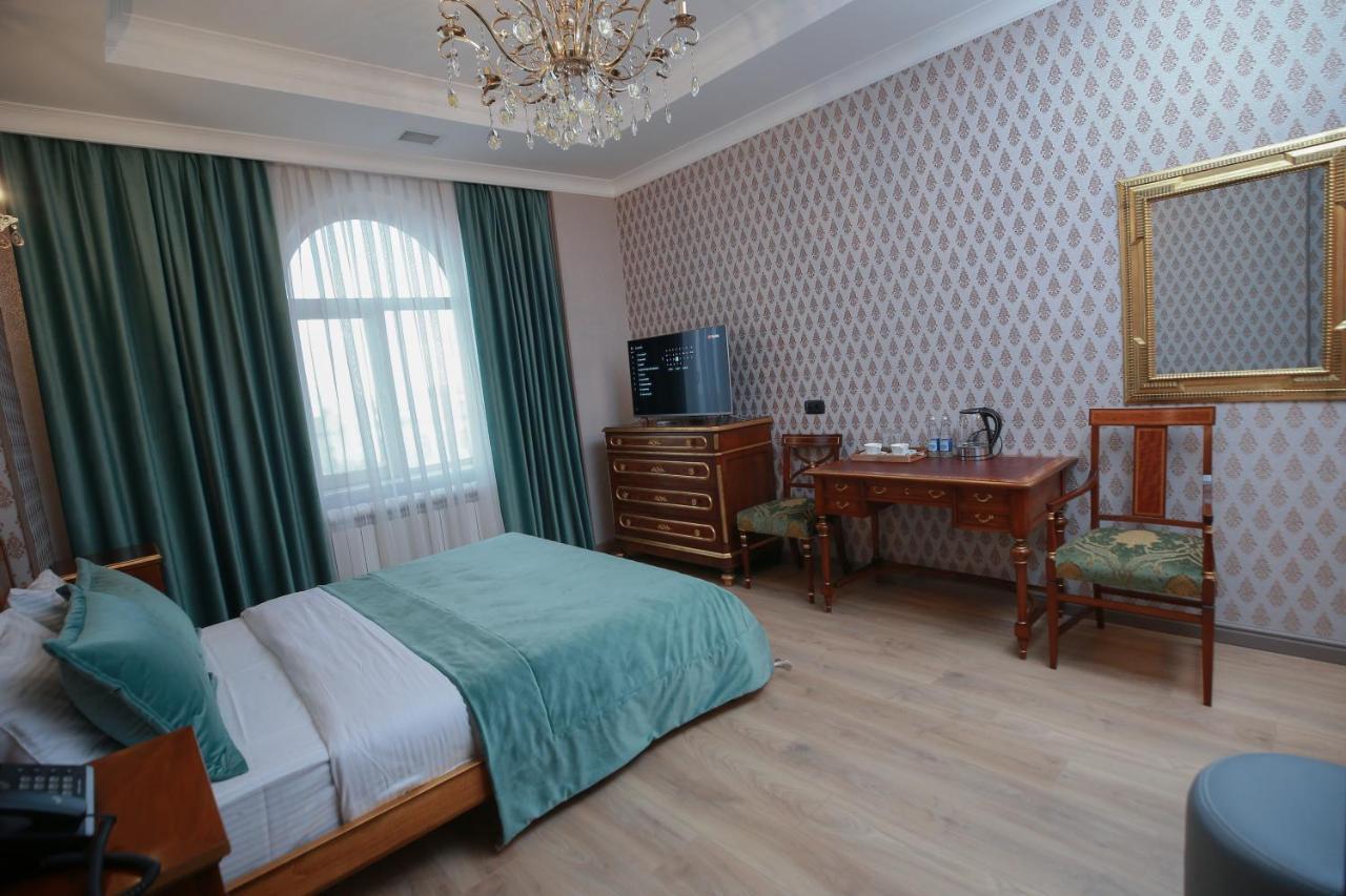 West Inn Hotel & Restaurant Nz Baku Exterior photo