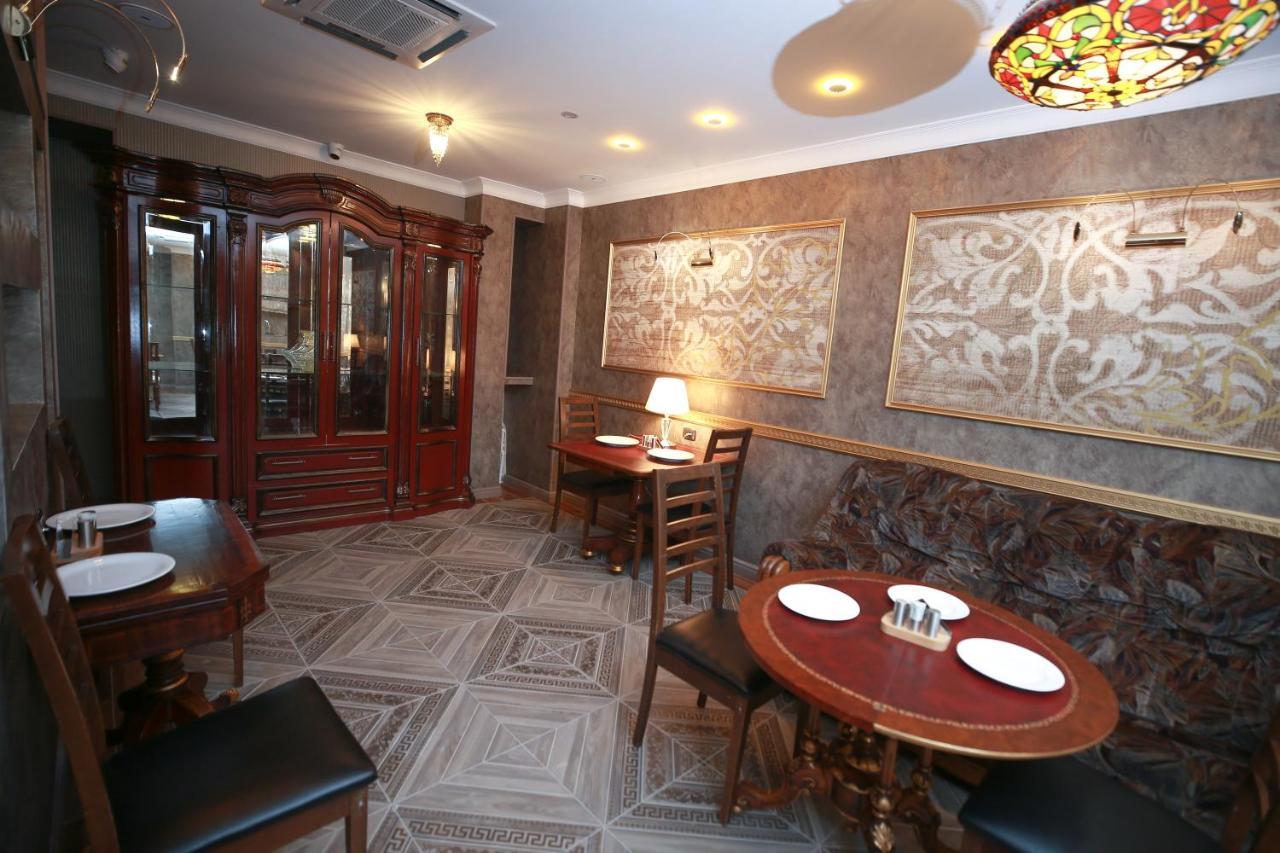 West Inn Hotel & Restaurant Nz Baku Exterior photo